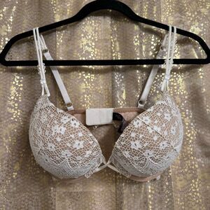 Victorias Secret Bombshell Plunge Add 2 Cup Sizes White Lace Bra 34D